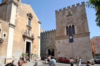 Taormina, Palazzo Corvaja