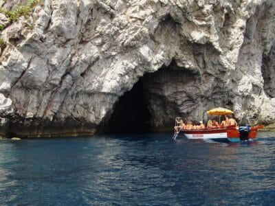 Taormina, blue grotto